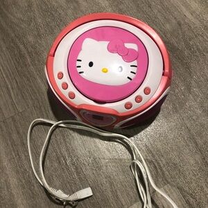 Hello Kitty Boombox  CD player Radio AM/FM
